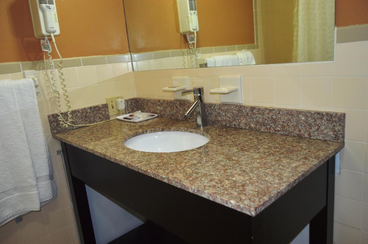 Barre New World Inn المظهر الخارجي الصورة