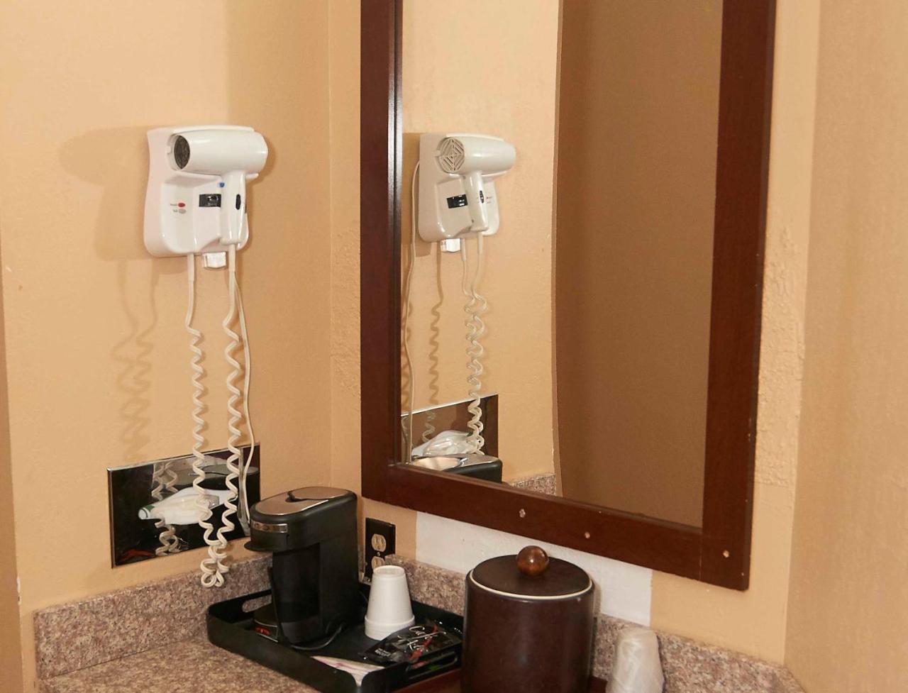 Barre New World Inn المظهر الخارجي الصورة