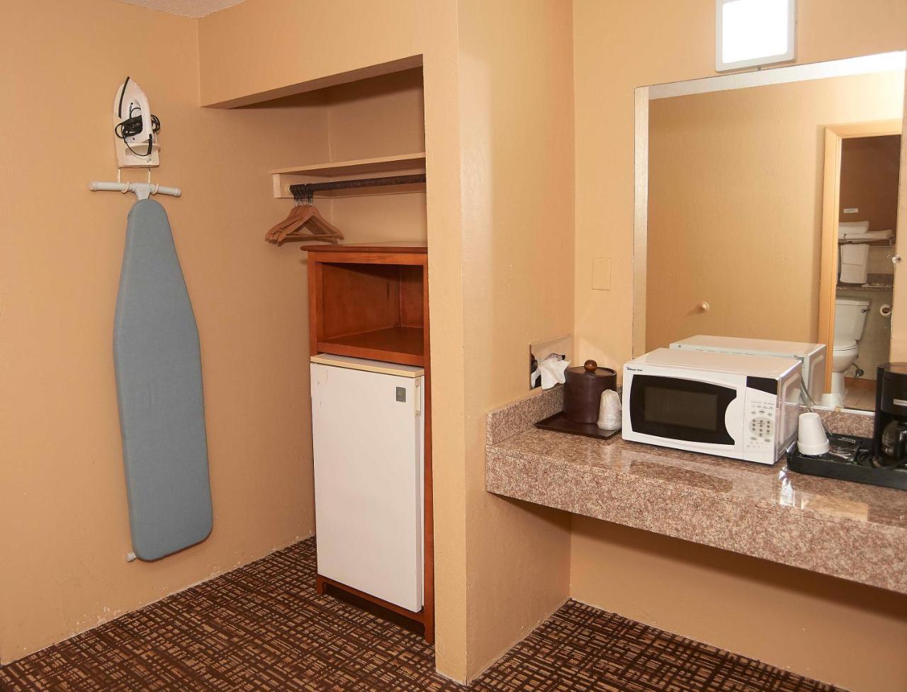 Barre New World Inn المظهر الخارجي الصورة
